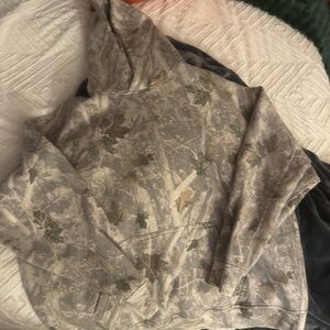 Abercrombie & Fitch Gray Patterned Hoodie